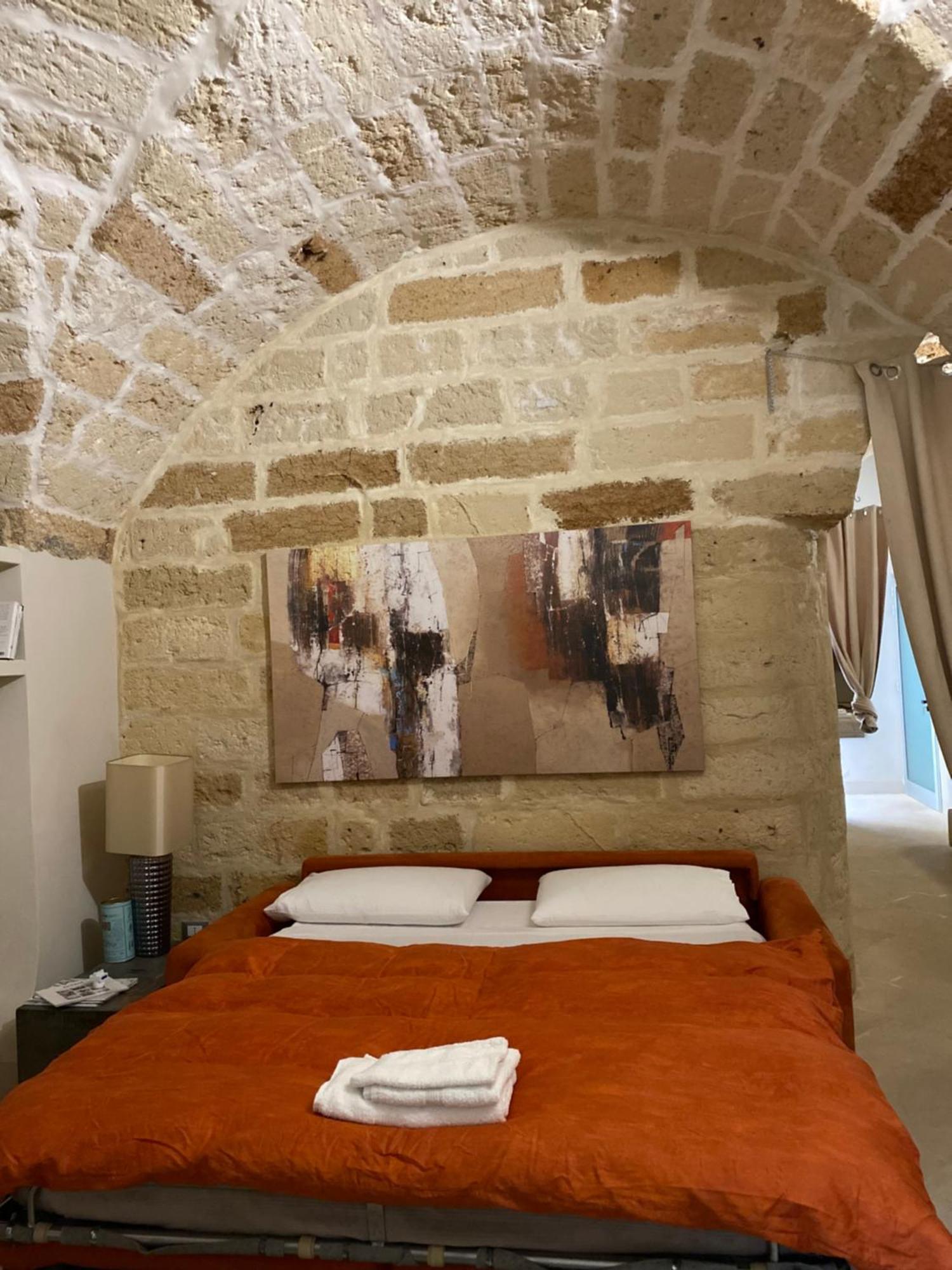Palazzo De Carlo E Il Parco Dei 7 Pozzi Bed & Breakfast Lecce Exterior photo